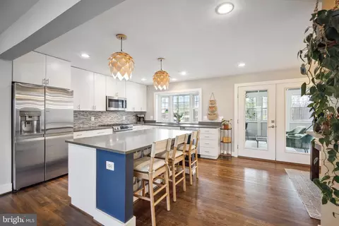 Kitchen - 8405 Oakford Dr, Springfield, VA 22152 photo 2 of 3