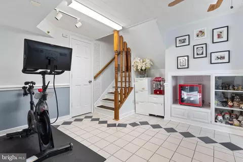 Entry Way - 7663 Long Pine Dr, Springfield, VA 22151 photo 2 of 2