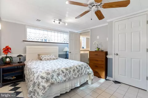 Bedroom - 7663 Long Pine Dr, Springfield, VA 22151 photo 7 of 8