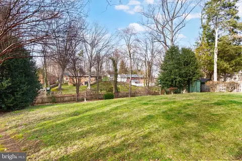 Exterior - 7663 Long Pine Dr, Springfield, VA 22151 photo 13 of 18