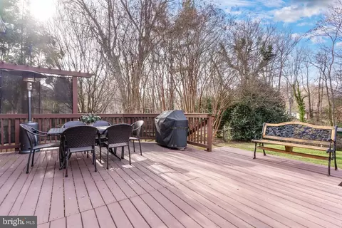 Exterior - 7663 Long Pine Dr, Springfield, VA 22151 photo 8 of 18