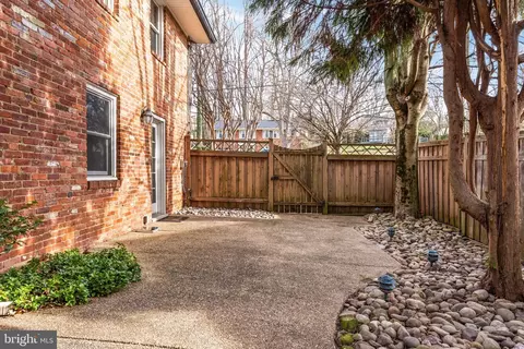 Exterior - 7663 Long Pine Dr, Springfield, VA 22151 photo 12 of 18