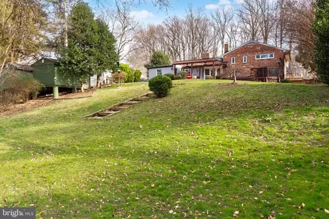 Exterior - 7663 Long Pine Dr, Springfield, VA 22151 photo 16 of 18