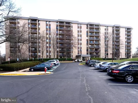 Exterior - 3100 S Manchester St #1032, Falls Church, VA 22044 photo 1 of 3