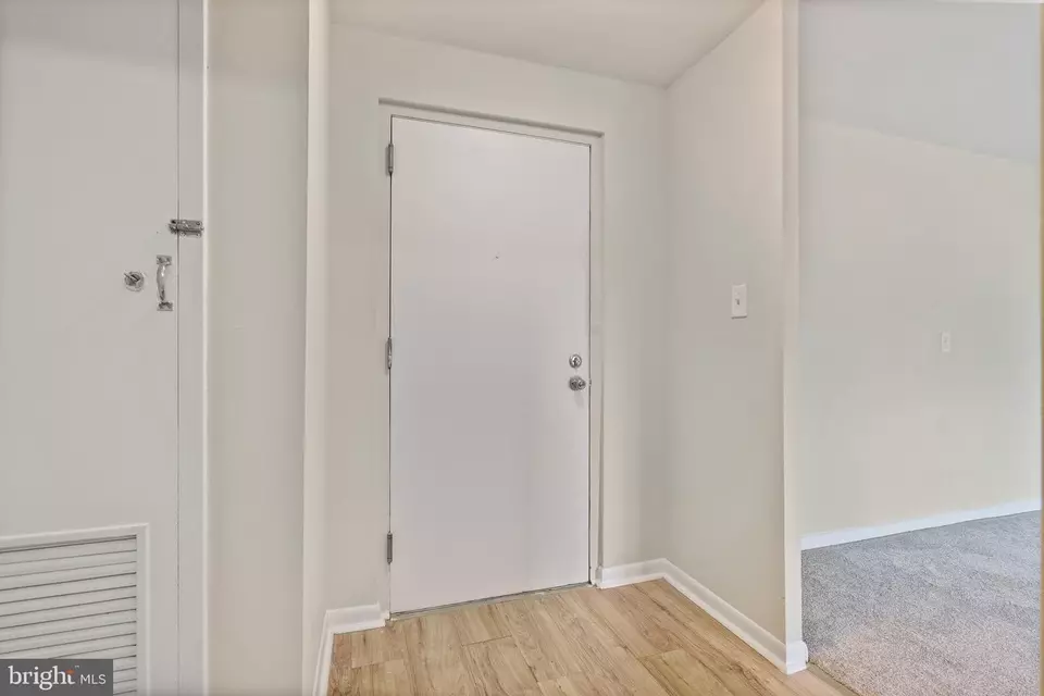 Other - 3100 S Manchester St #1032, Falls Church, VA 22044 photo 3 of 11