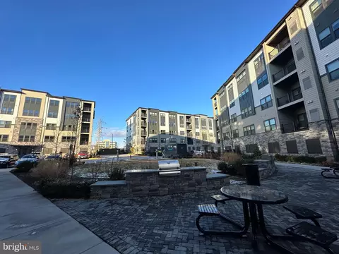12880 Mosaic Park Way #F, Herndon, VA 20171
