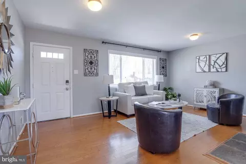 5702 Dreyfuss St, Springfield, VA 22151 photo 7