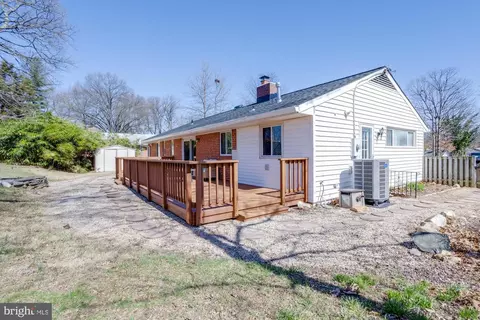 5702 Dreyfuss St, Springfield, VA 22151 photo 5
