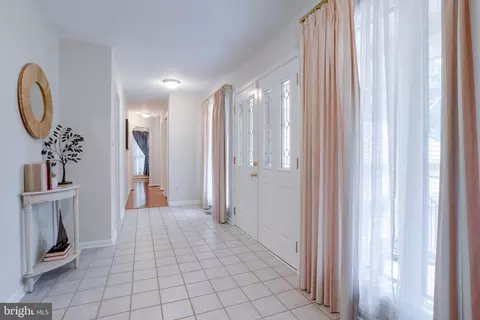 7004 Woodland Dr, Springfield, VA 22151 photo 11