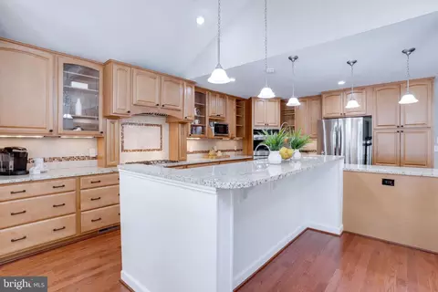 7004 Woodland Dr, Springfield, VA 22151 photo 20