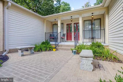 7004 Woodland Dr, Springfield, VA 22151 photo 8