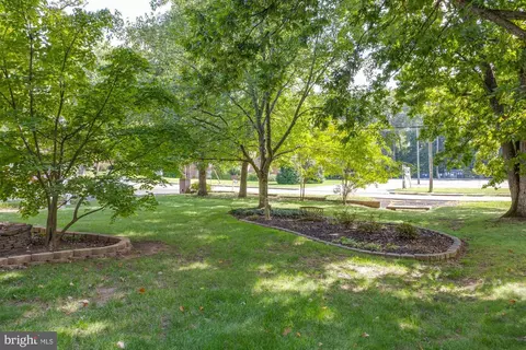 7004 Woodland Dr, Springfield, VA 22151 photo 52