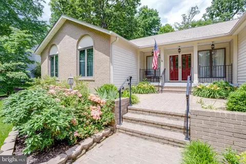 7004 Woodland Dr, Springfield, VA 22151 photo 9