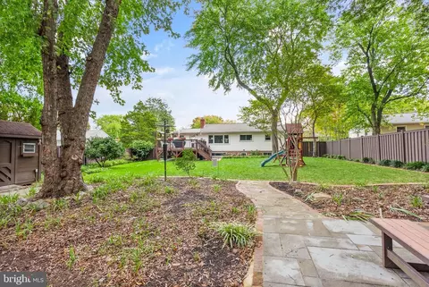 8508 Wagon Wheel Rd, Alexandria, VA 22309