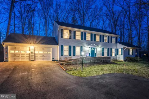 1710 Firewood Ct, Herndon, VA 20170