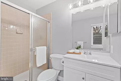 Bath - 11188 Forest Edge Dr, Reston, VA 20190 photo 3 of 3