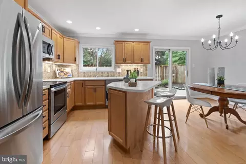 Kitchen - 11188 Forest Edge Dr, Reston, VA 20190 photo 4 of 6