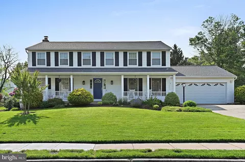 12505 Thunder Chase Dr, Reston, VA 20191