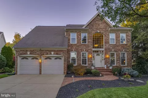 3003 Jeannie Anna Ct, Herndon, VA 20171
