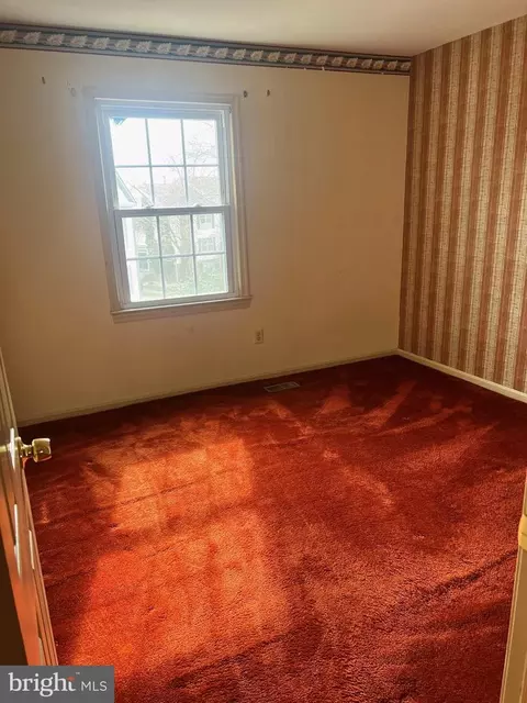 Other - 7919 Edinburgh Dr, Springfield, VA 22153 photo 3 of 8