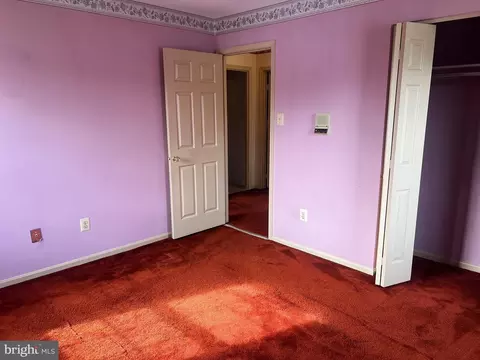 Bedroom - 7919 Edinburgh Dr, Springfield, VA 22153 photo 2 of 6
