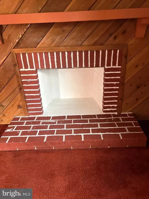 Entry Way - 7919 Edinburgh Dr, Springfield, VA 22153 photo 1 of 2