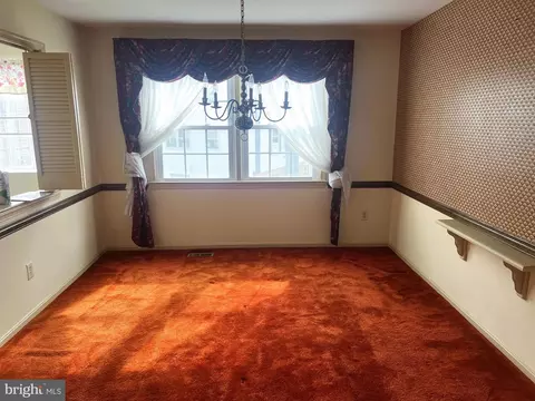 Other - 7919 Edinburgh Dr, Springfield, VA 22153 photo 6 of 8