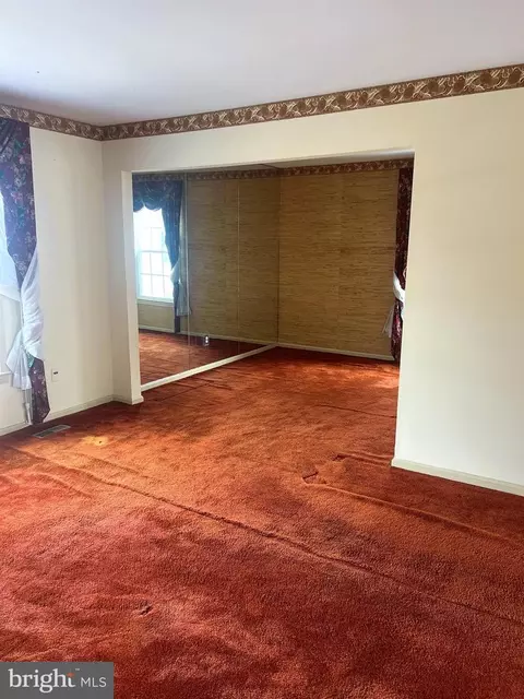Bedroom - 7919 Edinburgh Dr, Springfield, VA 22153 photo 3 of 6