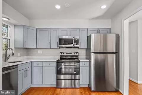 Kitchen - 7036 Forest View Dr, Springfield, VA 22150 photo 3 of 4