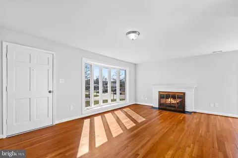 Living - 7036 Forest View Dr, Springfield, VA 22150 photo 1 of 6