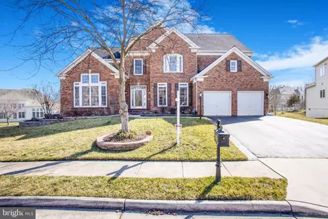8917 Rhododendron Cir, Lorton, VA 22079