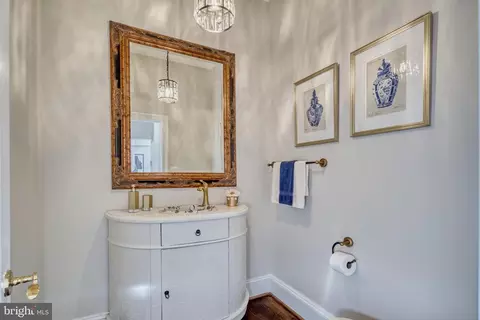 Bath - 5802 Bent Twig Rd, Mclean, VA 22101 photo 1 of 14