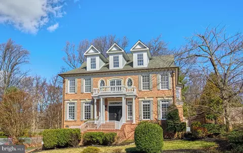 5802 Bent Twig Rd, Mclean, VA 22101