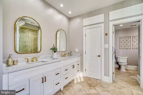 Bath - 5802 Bent Twig Rd, Mclean, VA 22101 photo 2 of 14
