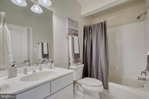 Bath - 5802 Bent Twig Rd, Mclean, VA 22101 photo 14 of 14