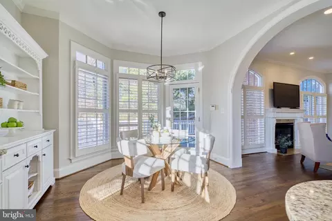 Dining - 5802 Bent Twig Rd, Mclean, VA 22101 photo 5 of 8