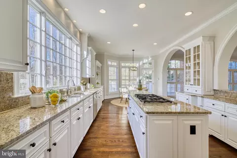 Kitchen - 5802 Bent Twig Rd, Mclean, VA 22101 photo 1 of 10