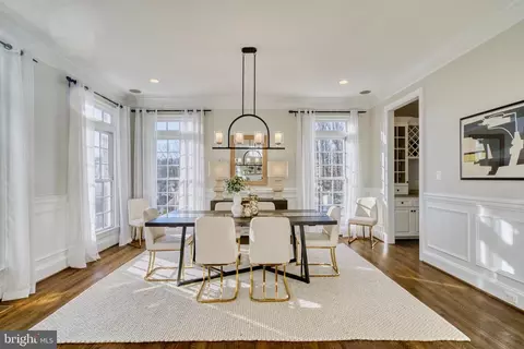 Dining - 5802 Bent Twig Rd, Mclean, VA 22101 photo 2 of 8