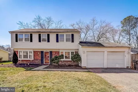 4406 Manor Hall Ln, Fairfax, VA 22033