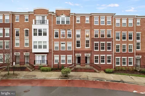 3037 Rittenhouse Cir #78, Fairfax, VA 22031