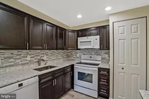 7600 Tremayne Pl #112, Mclean, VA 22102 photo 22