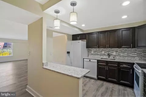 7600 Tremayne Pl #112, Mclean, VA 22102 photo 16
