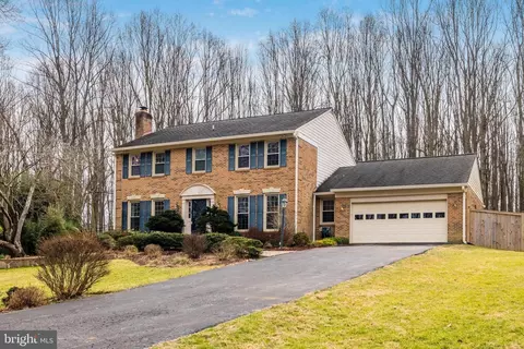 10091 Lawyers Rd, Vienna, VA 22181