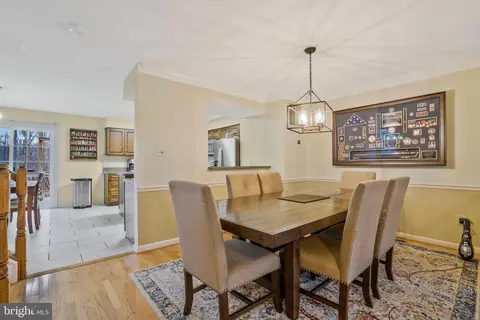 Dining - 8858 Eagle Rock Ln, Springfield, VA 22153 photo 2 of 4