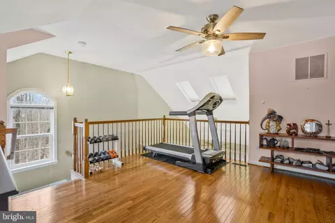 Other - 8858 Eagle Rock Ln, Springfield, VA 22153 photo 8 of 10