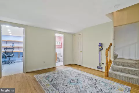Bedroom - 8858 Eagle Rock Ln, Springfield, VA 22153 photo 6 of 6