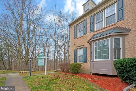 8858 Eagle Rock Ln, Springfield, VA 22153