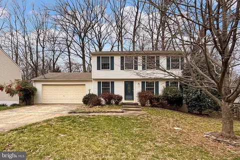 10746 Burr Oak Way, Burke, VA 22015