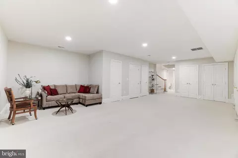 Other - 1476 Evans Farm Dr, Mclean, VA 22101 photo 7 of 9