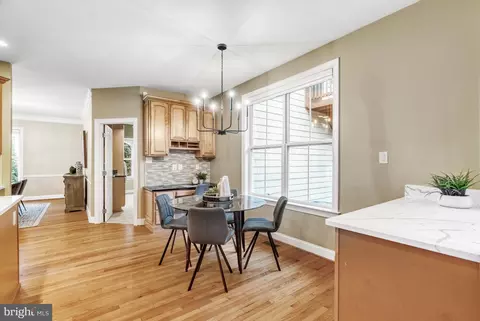 Kitchen - 835 Elden St, Herndon, VA 20170 photo 6 of 8
